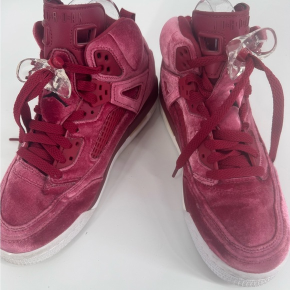 Jordan Other - Jordan athletics men’s shoes size 8